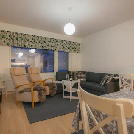 Newly Built Rovakatu 11 Center With 2 Bedrooms, Sleeps 6 * Rovaniemi